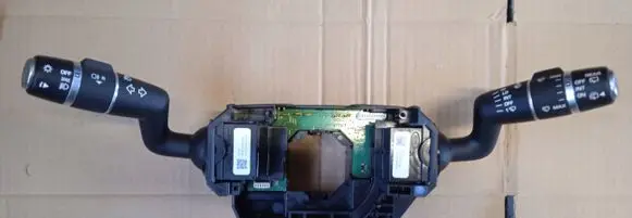 Land Rover Discovery 5 Tailgate/trunk/boot open switch HPLA13N064JB