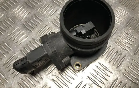 Volkswagen PASSAT B6 Mass air flow meter 0280217121 06A906461