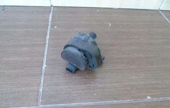 Mercedes-Benz ML W164 Electric auxiliary coolant/water pump 2118350028