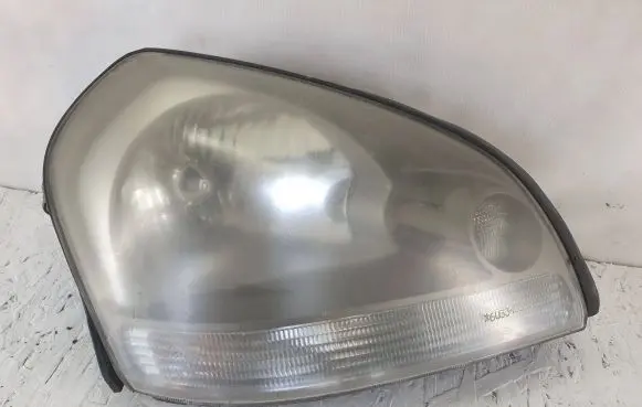 Hyundai Tucson JM Headlight/headlamp 921022EXXX