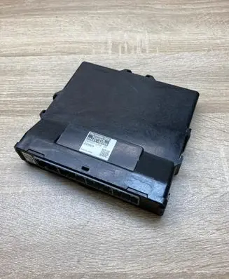 Lexus RX III Power management control unit 8968148350