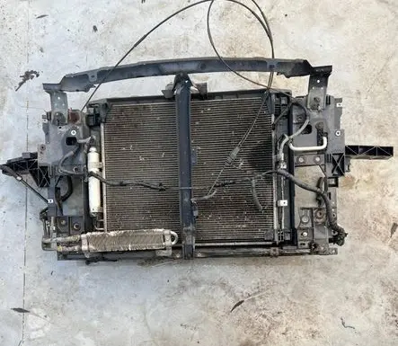Infiniti FX Radiator set 