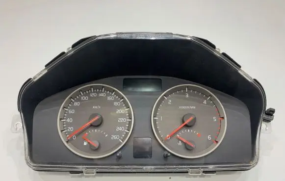 Speedometer (instrument cluster)