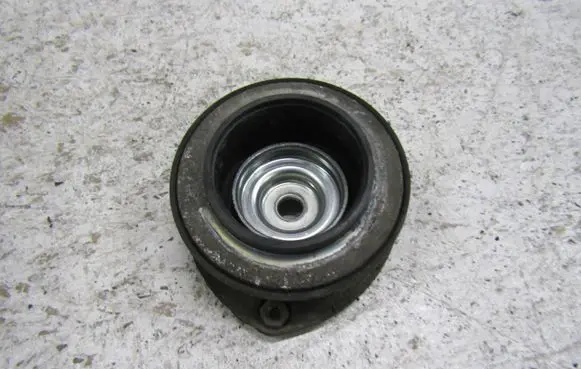 Volkswagen Golf VII Front upper strut mount 5Q0412331D