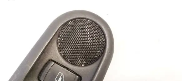 Volkswagen Golf IV Front door speaker 3B0035411