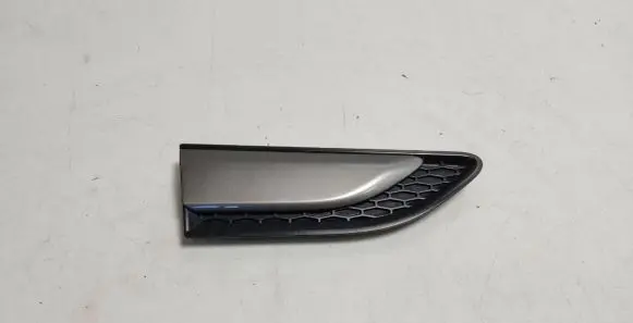 Land Rover Discovery Sport Fender grill FK72280B10 FK72-280B10