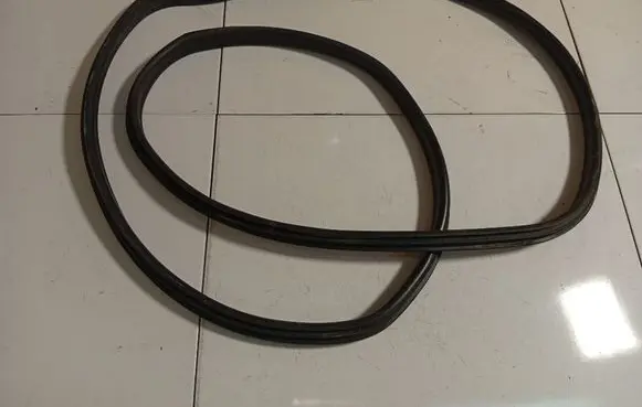 Opel Zafira A Rubber seal front coupe door 