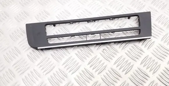 Audi A6 S6 C7 4G Radio/GPS head unit trim 4G1863263B