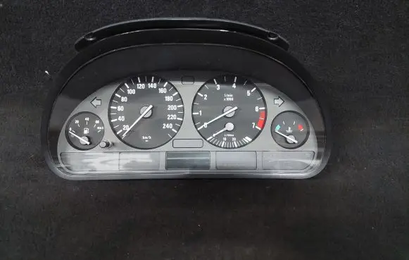BMW X5 E53 Speedometer (instrument cluster) 62116907020 6907020 110008735