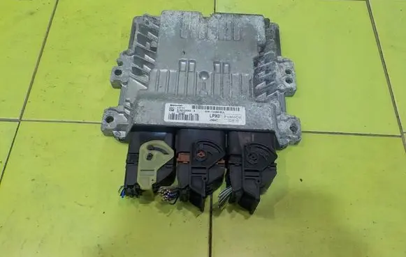 Ford Grand C-MAX Engine control unit/module AV6112A650BLA