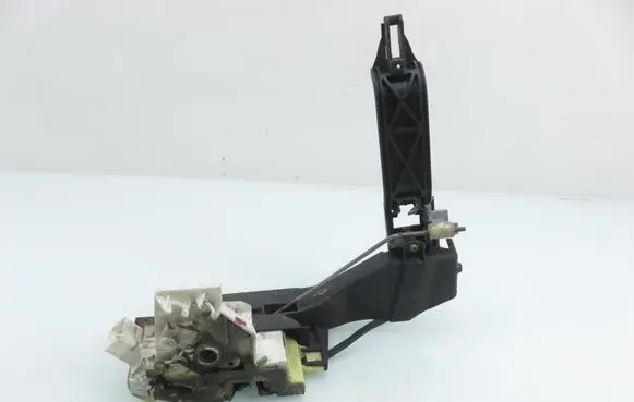 Ford Focus Front door lock XS41A21812CF
