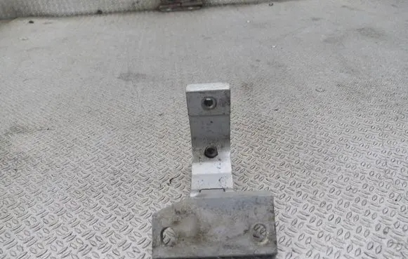 Rear door upper hinge