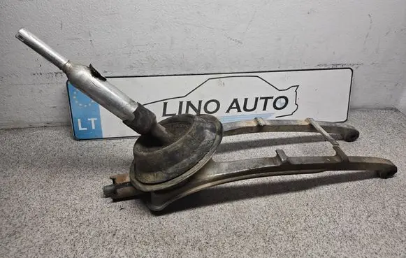 BMW X3 E83 Gear shifter/selector 3404489