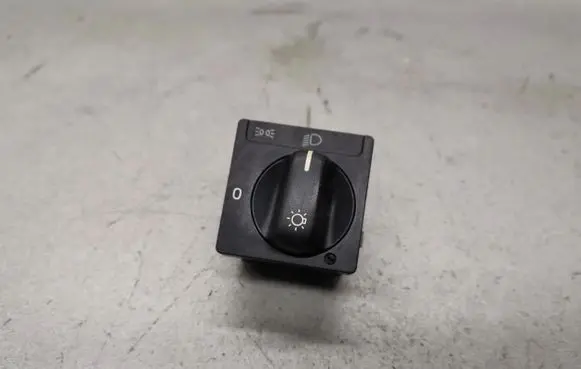 Volvo 850 Light switch 8601777