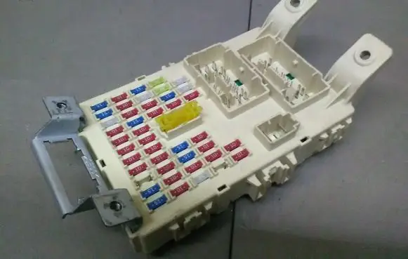 Hyundai ix20 Fuse module