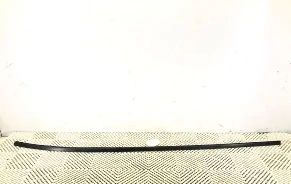 Roof trim bar molding cover
