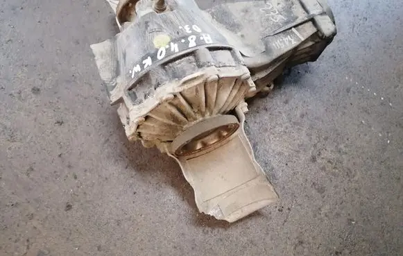 Audi A8 S8 D3 4E Rear differential 01R525053K