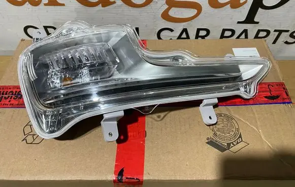 Chevrolet Volt I Front fog light 22810494