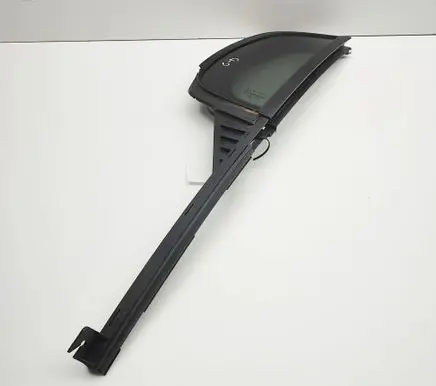 Peugeot 208 I Rear side window 9823186880 9823187280