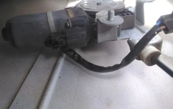 Opel Antara Rear door window regulator motor