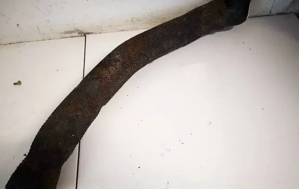 Air intake hose/pipe