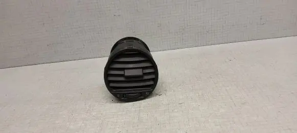 Volkswagen Caddy Dash center air vent grill 2K0819703B 225710 3VEX7039AB