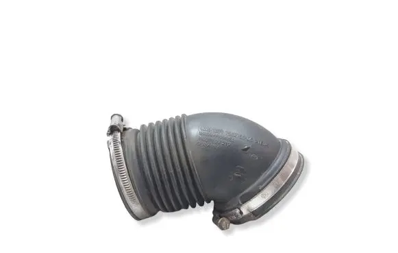 BMW 1 E81 E87 Air intake hose/pipe 7532755 13717532755