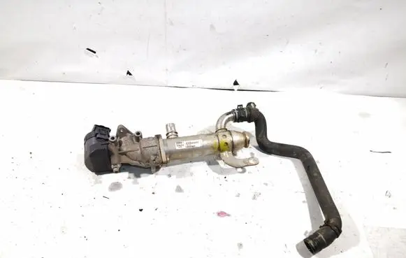 Ford Focus EGR valve cooler 993062H 8653691 64211106