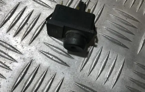 Ford Transit Windscreen/window heater switch 95vb18c621aa