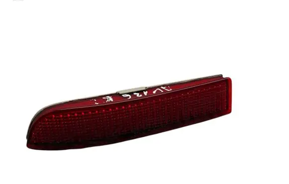 Toyota Avensis T270 Rear tail light reflector 8191013022 1090037 020009