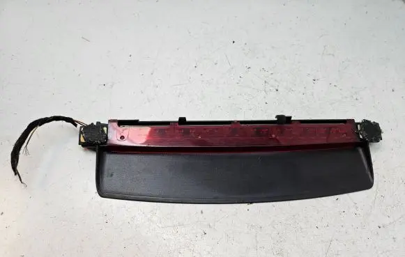 Audi A6 S6 C6 4F Third/center stoplight 4F5945097