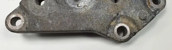 Volvo XC70 Engine mounting bracket 6G92-7M125-FB