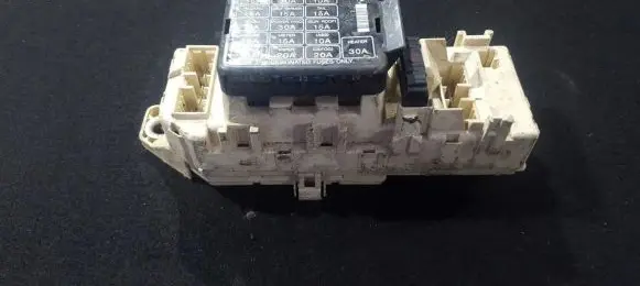 Mazda 323 Fuse box set