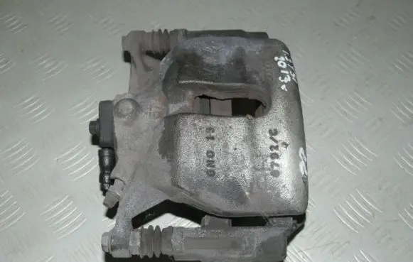 Seat Leon (5F) Front brake caliper