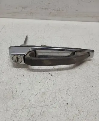 Mercedes-Benz W123 Front door exterior handle
