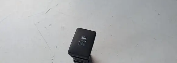 Traction control (ASR) switch