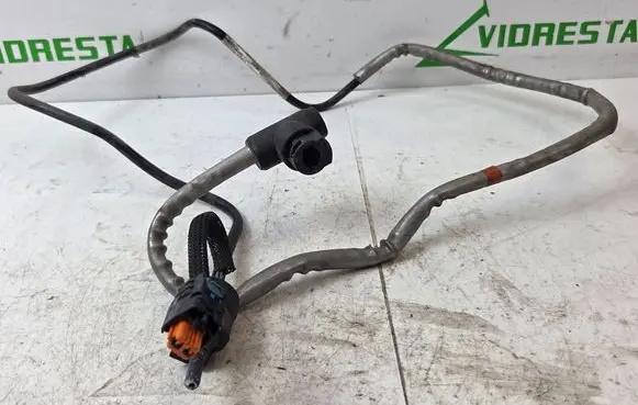 Nissan NV300 AdBlue supply pipe 