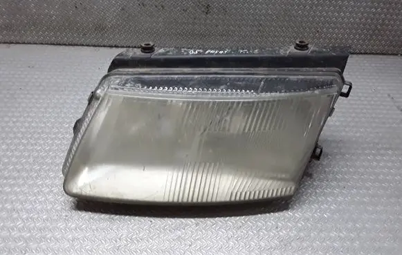 Volkswagen PASSAT B5 Headlight/headlamp