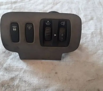 Renault Scenic II - Grand scenic II Headlight level height control switch 42000