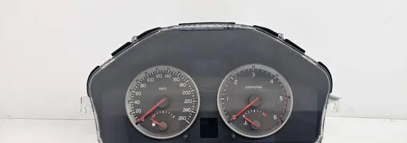 Speedometer (instrument cluster)