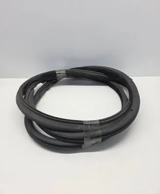 BMW 4 F32 F33 Rubber seal front coupe door 7279741