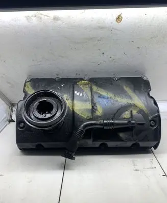 Volkswagen PASSAT B6 Rocker cam cover 038103475Q