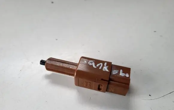 Clutch pedal sensor