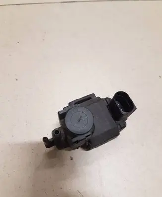 Audi A8 S8 D4 4H Turbo solenoid valve 059906629D