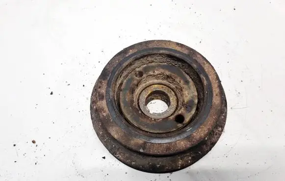 Toyota Avensis T250 Crankshaft pulley 