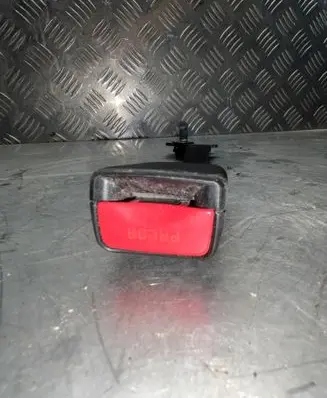 Mazda 2 Front seatbelt buckle