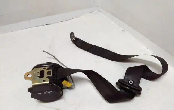 Audi A6 S6 C5 4B Front seatbelt 4B0857705A 560575300A