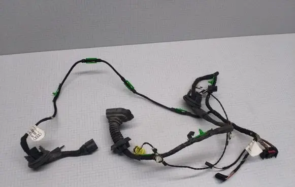 Audi A6 S6 C6 4F Front door wiring loom 4F1971030AD