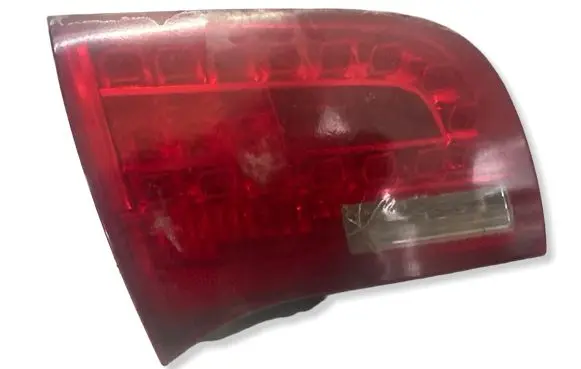 Audi A6 S6 C6 4F Tailgate rear/tail lights 4F9945093A 89037113