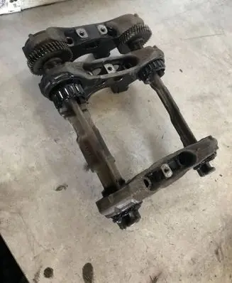Mercedes-Benz Vito Viano W447 Balance shaft A65419 A65418